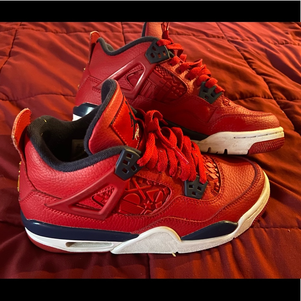 Jordan 4 Retro Fiba (2019)